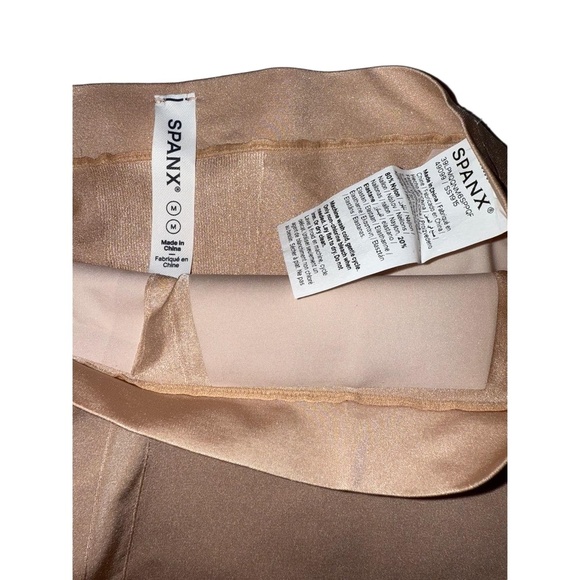 NWOT SPANX Womens Size M Nude High Waist Shapewear Tummy Control - Picture 3 of 5